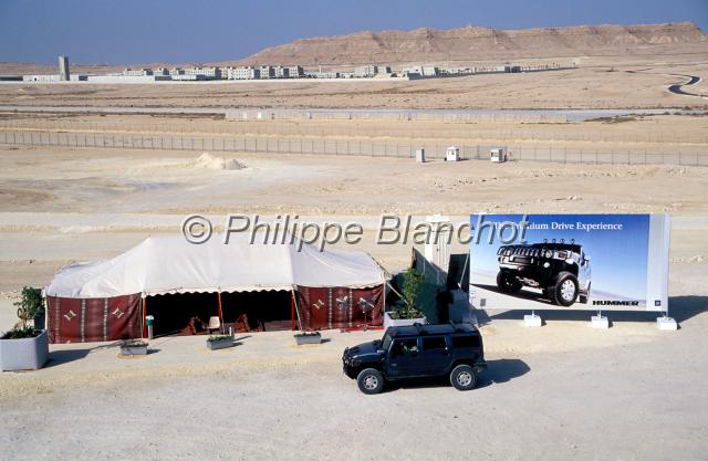 bahrein 21.JPG - Circuit 4x4 avec un hummerprès du circuit international de Formule 1Bahrein